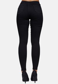Elara HIGHWAIST  - Vaqueros pitillo - schwarz