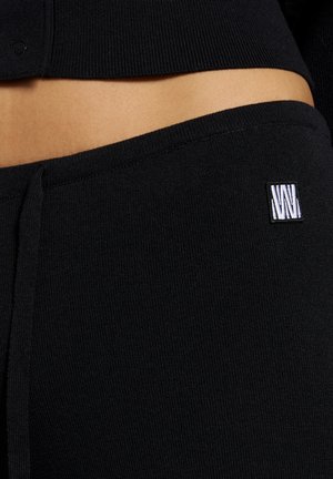 WRSTBHVR, WRSTBHVR PANTS LAUREN PANTS - Παντελόνι - black beauty