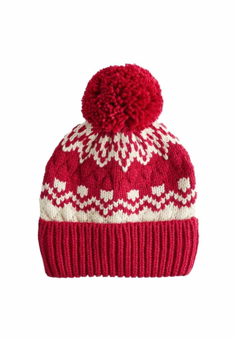 Rote gestrickte Beanie mit einem weißen Fair Isle Muster, ausgestattet mit einem flauschigen roten Pompon oben und einem strukturierten, dicken Rippbund.