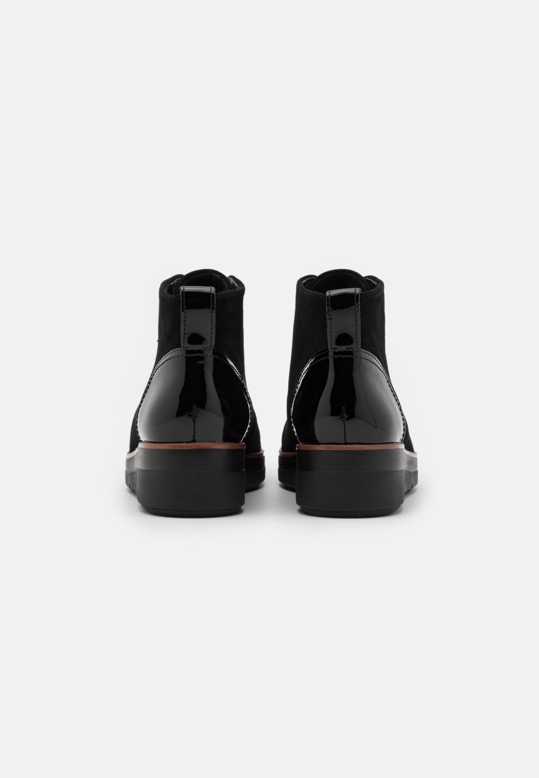 clarks unstructured ankle boots