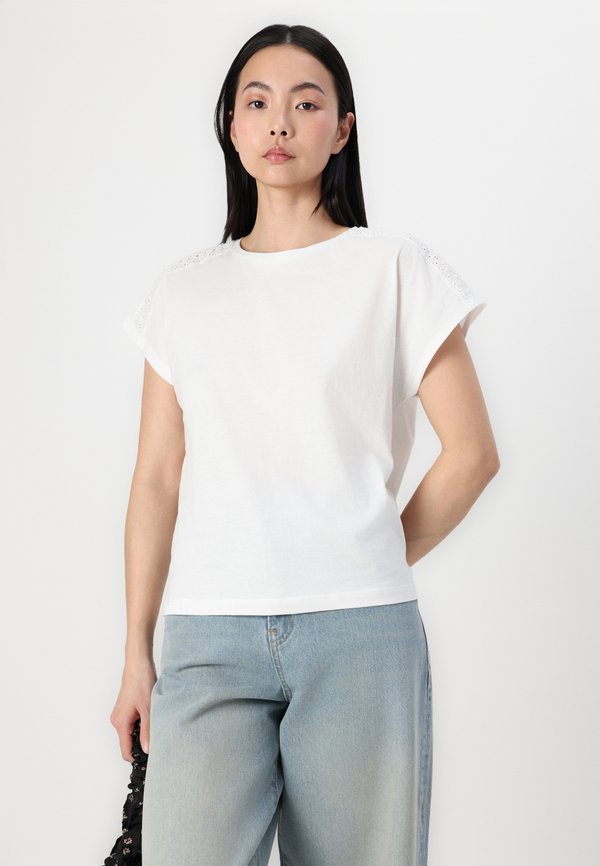 VMEMMY TAPE - Print T-shirt4