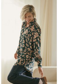 Bon'A Parte IRIS - Tunique - green/pink leopard print