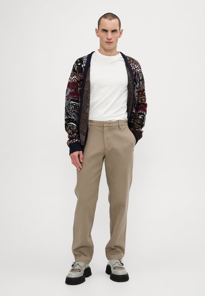 Emporio Armani PANTALONI - Chinos - incenso