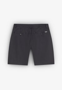 Pantalones cortos de color gris oscuro, confeccionados en tejido ligero, que cuentan con dos bolsillos traseros con cierres de botón y bolsillos laterales. Corte clásico y diseño estilizado.