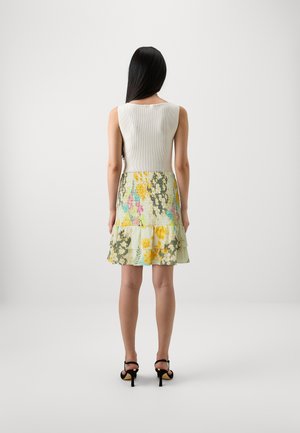 TONI SMOCKED SKIRT - A-line skjørt - gold coast