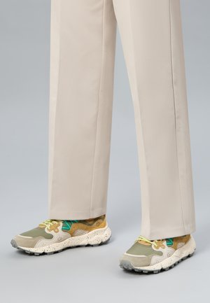 Flower Mountain YAMANO 3 - Baskets basses - verde