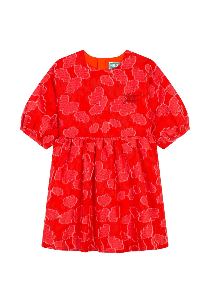 Robe rouge pour fillelette avec des manches bouffantes, un col rond et une jupe froncée. Présente un motif floral texturé et une doublure orange unie.