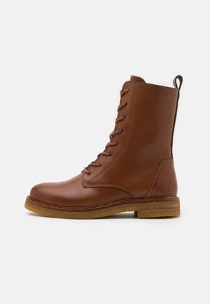 Snörstövletter - cognac