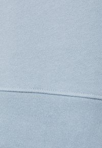 ARKET Camisola - blue