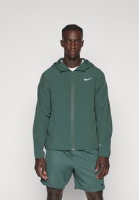 Nike Performance FORM - Training jacket - vintage green/reflective silver