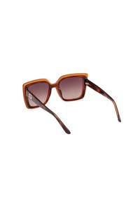 Guess INIETTATO - Aurinkolasit - marrone chiaro-marrone sfumato