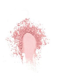 Il blush in polvere rosa si diffonde in una texture morbida e opaca, con particelle finemente macinate sparse che mettono in evidenza la sua delicata tonalità.