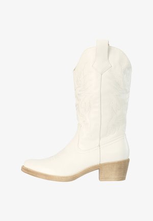 Botte de cow-boy blanche mi-mollet en cuir avec coutures décoratives, languette de traction, bout pointu et talon bloc en bois empilé.
