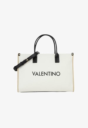 Hvid rektangulær Valentino tote taske med sorte håndtag og justerbar skulderrem, med stærk sort logo på forsiden.