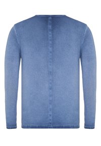 Langärmliges Hemd aus einem Farbverlauf in Blau, mit Rundhalsausschnitt, glatter Textur und dezenten Nahtdetails auf der Rückseite.