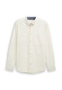 Langärmliges, cremefarbenes Hemd zum Knöpfen mit zwei Brusttaschen, einem umgeschlagenen Kragen und einem dezenten gesprenkelten Muster, flach auf einem weißen Hintergrund präsentiert.
