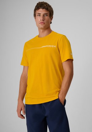 4F, 4F T-SHIRT REGULAR Z NADRUKIEM MĘSKI - T-shirt imprimé - yellow