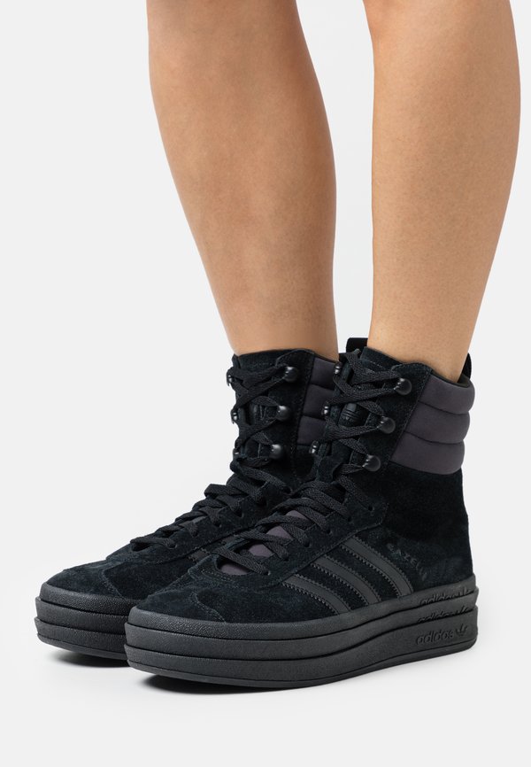 GAZELLE BOOT - High-top trainers