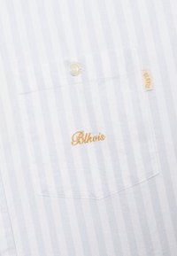 BLKVIS SCRIPT - Shirt - skyway