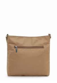 Beige Nylon-Umhängetasche mit glatter Textur, ausgestattet mit einer Reißverschlusstasche vorne und einem verstellbaren Schultergurt. Quadratische Form, minimalistisches Design.