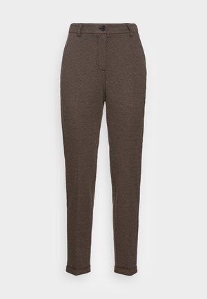 Braune, strukturierte Hose mit geradem Bein, vorne mit Knopf- und Reißverschluss, Gürtelschlaufen und umgeschlagenen Bündchen.