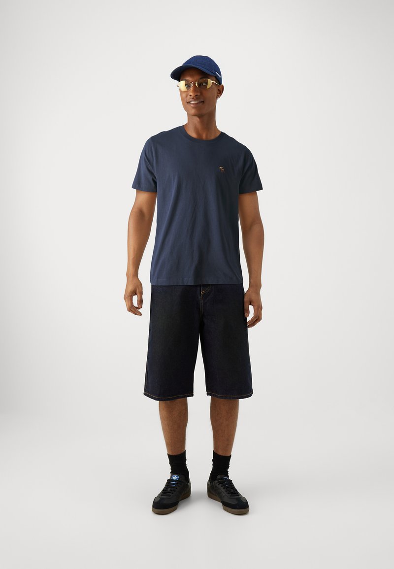 Abercrombie & Fitch ICON NEUTRALS 5 PACK  - Βασικό μπλουζάκι - black/sky captain/birch/white