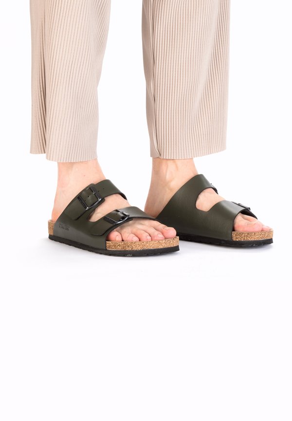 Pantolette flach - grün