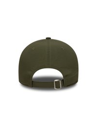 Καπέλο μπέιζμπολ ελιάς με στρογγυλεμένο σχήμα, υλικό από ύφασμα, ρυθμιζόμενο λουράκι στο πίσω μέρος και έξι οπές αερισμού.