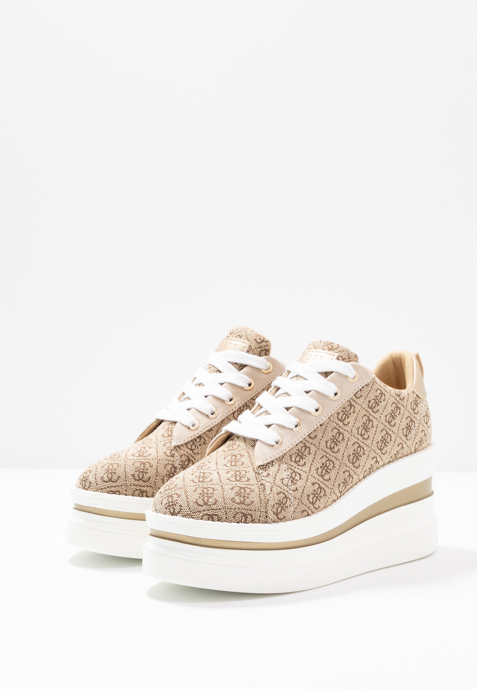 zalando scarpe guess saldi Off 62% - www.vaddyfreshfish.com