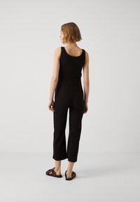 ONLY MATERNITY OLMTRILLIE CULOTTE BELT - Jumpsuit - black