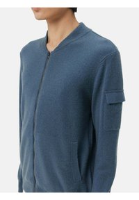 GOBI Cashmere Kofta - blue denim