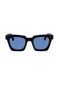 Occhiali da sole neri, angolari con lenti blu. Montatura spessa con finitura opaca e bordi arrotondati. Tempi regolabili per il massimo comfort.