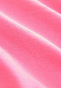 Thumbnail Image 3