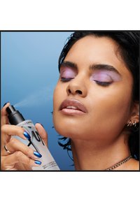 Thumbnail Image 6