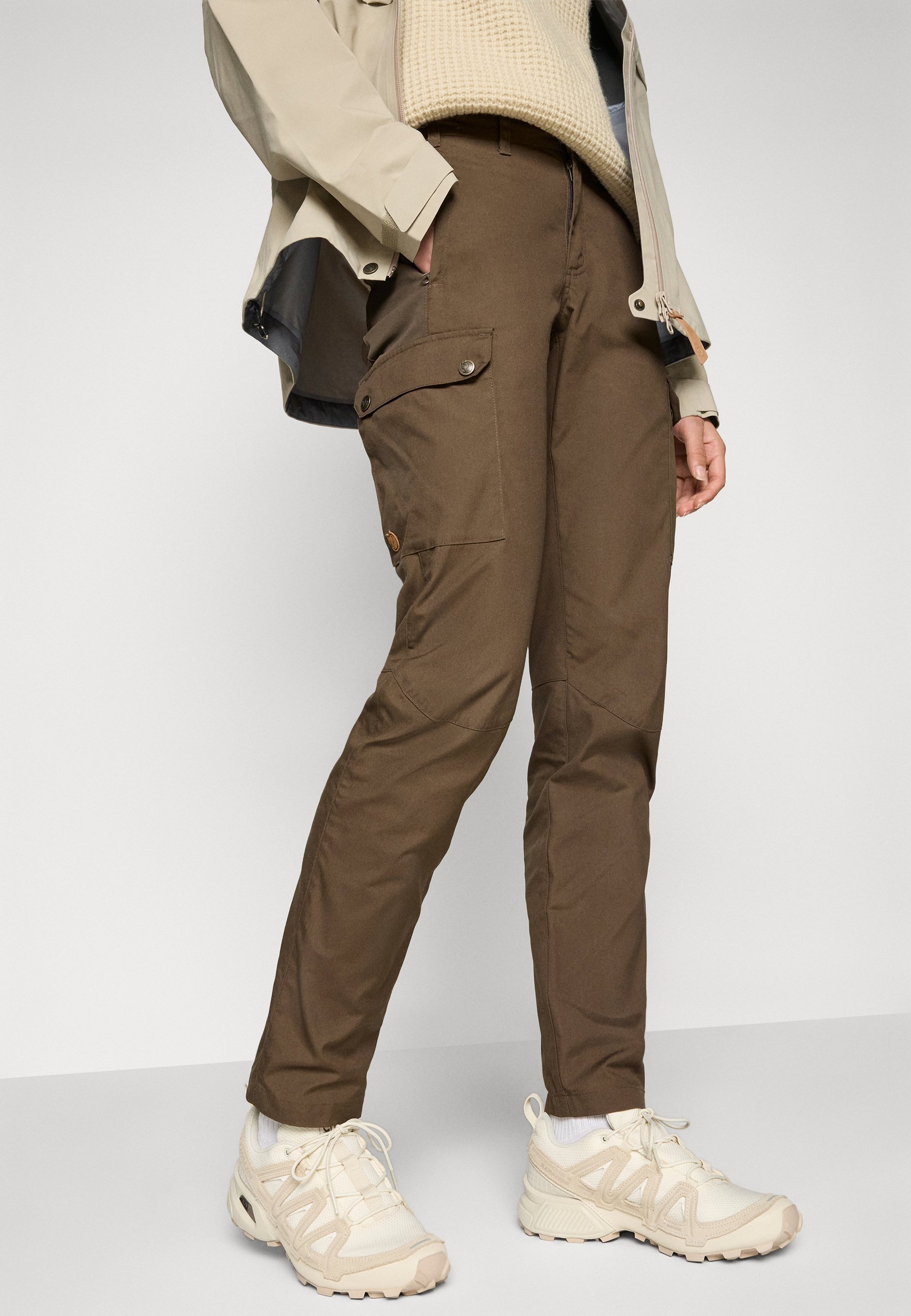 Fjällräven STINA TROUSERS - Outdoor trousers - dark olive/olive