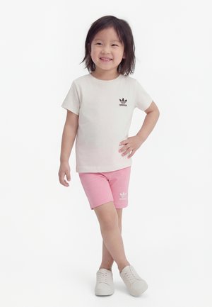 adidas Originals CYCLING TEE INFANT SET - Σορτς - light pink