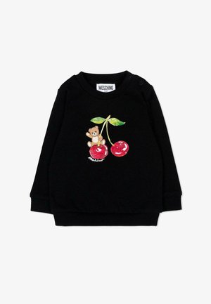 Sweatshirt noir pour bébé avec étiquette Moschino, illustré d'un ourson assis sur des cerises rouges avec des feuilles vertes.