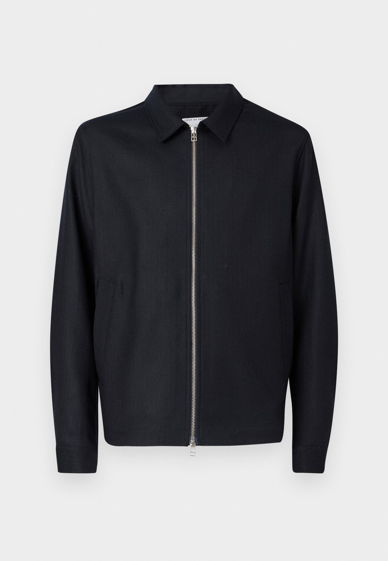 Leichte Jacke