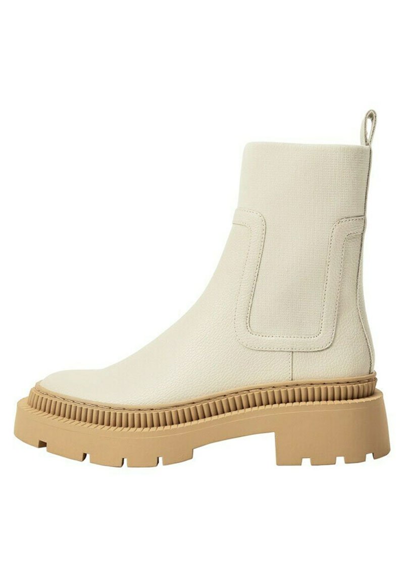 mango white boots