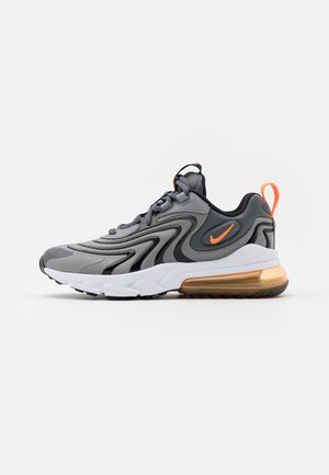 Nike Sportswear AIR MAX 270 REACT - Sneakers basse - iron grey/total orange/particle grey/black