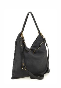 Borsa hobo nera in pelle con un design morbido, dotata di chiusura con zip, hardware dorato e dettagli laterali testurizzati.