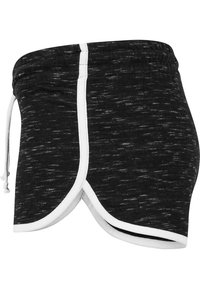 Černé sportovní šortky s texturovaným vzhledem, zdobené bílou šňůrkou na stažení a bílým lemem podél zakřiveného lemu.