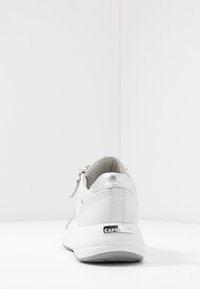 Caprice Sneaker low - white/silver