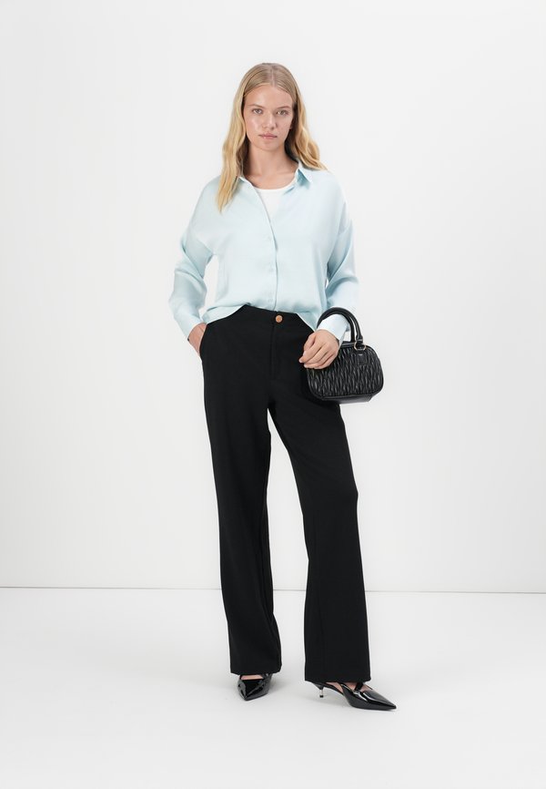 ONLRENAL STRAIGHT - Trousers4