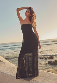 Next BANDEAU REGULAR FIT - Maxi ruha - black
