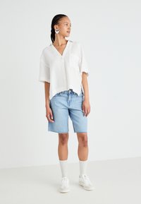 Gina Tricot GAUZE SHORT SLEEVE  - Skjorte - white