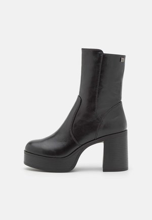 SIXTIES - Kotníková obuv na vysokém podpatku - black