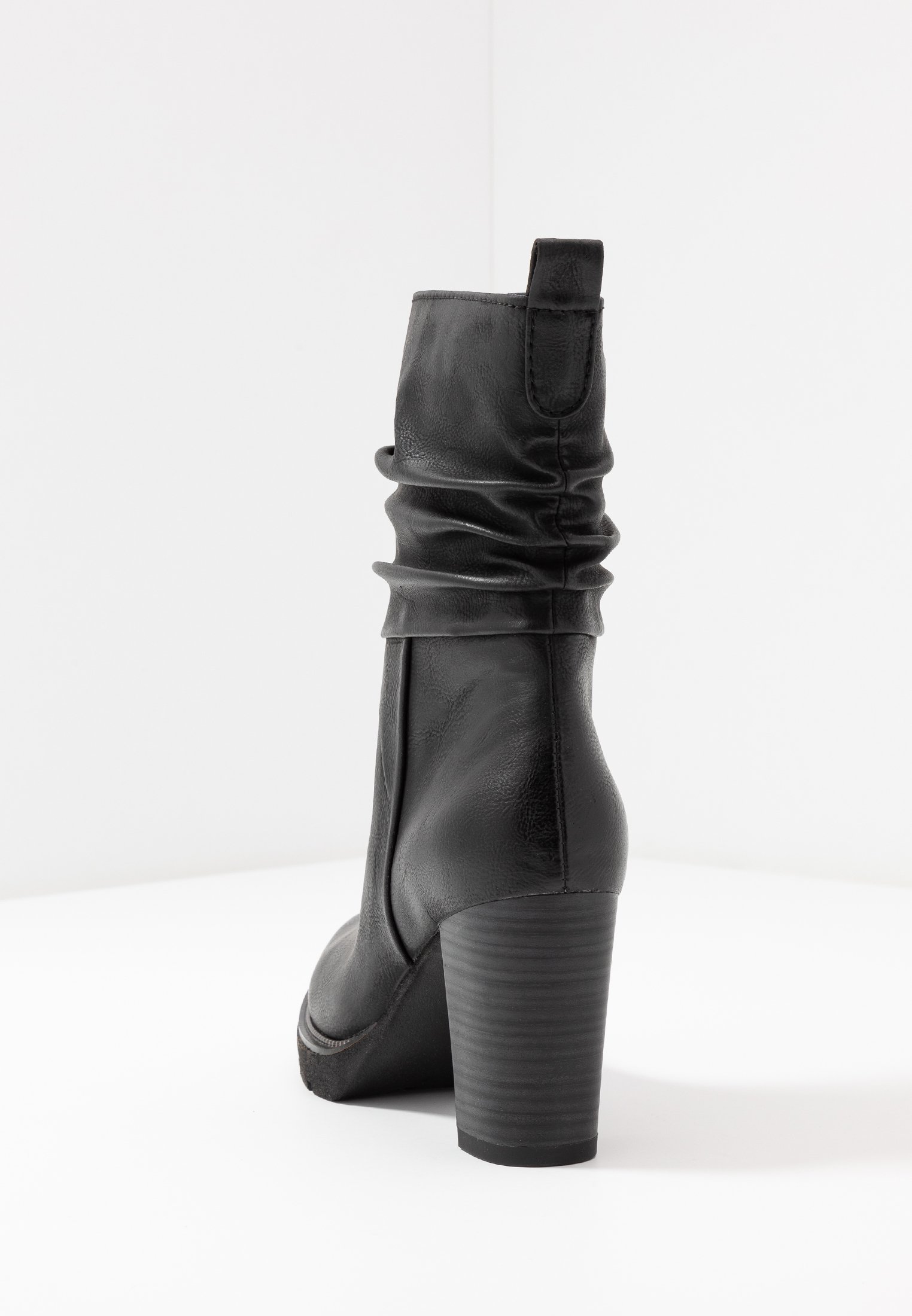 Marco Tozzi Høye hæler - black antic Marco Tozzi Høye hæler - black antic