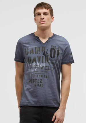 Camp David, CAMP DAVID T-SHIRT MIT V-CUT UND USED PRINT - Print T-shirt - blue grey