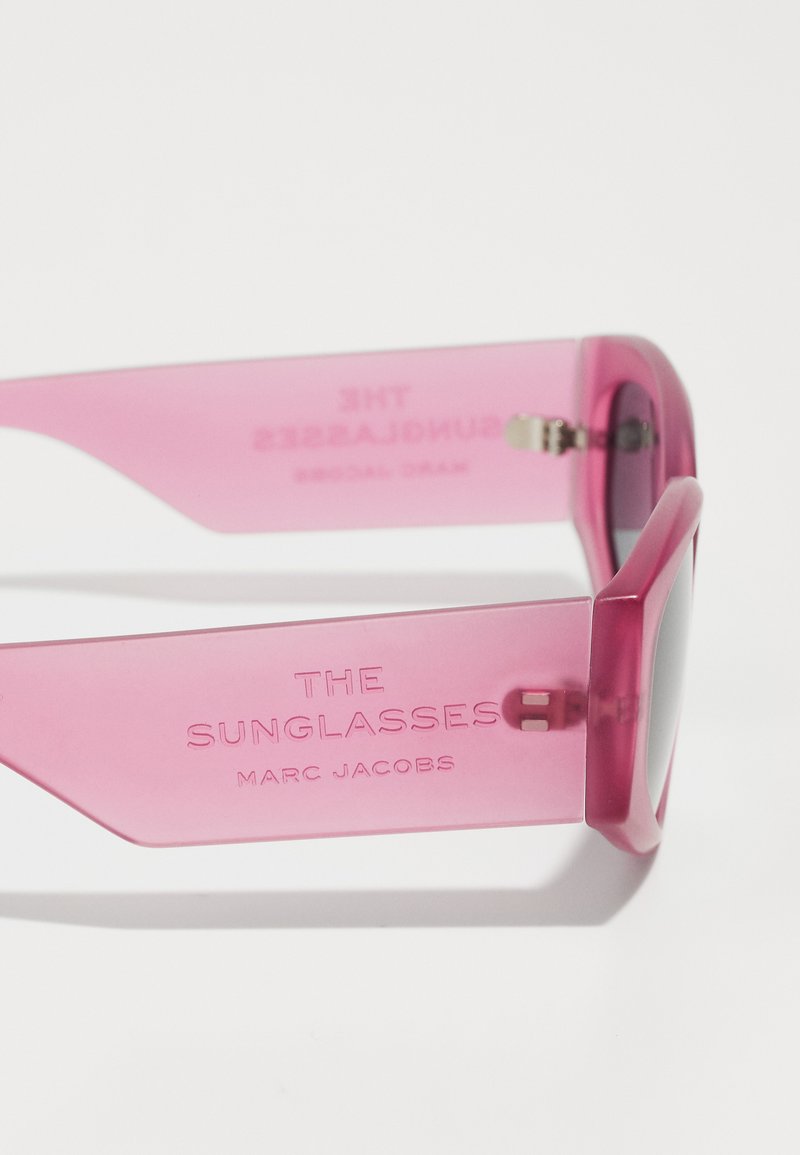 MARC JACOBS UNISEX - Sunglasses - matte pink/pink - Zalando  display picture 1